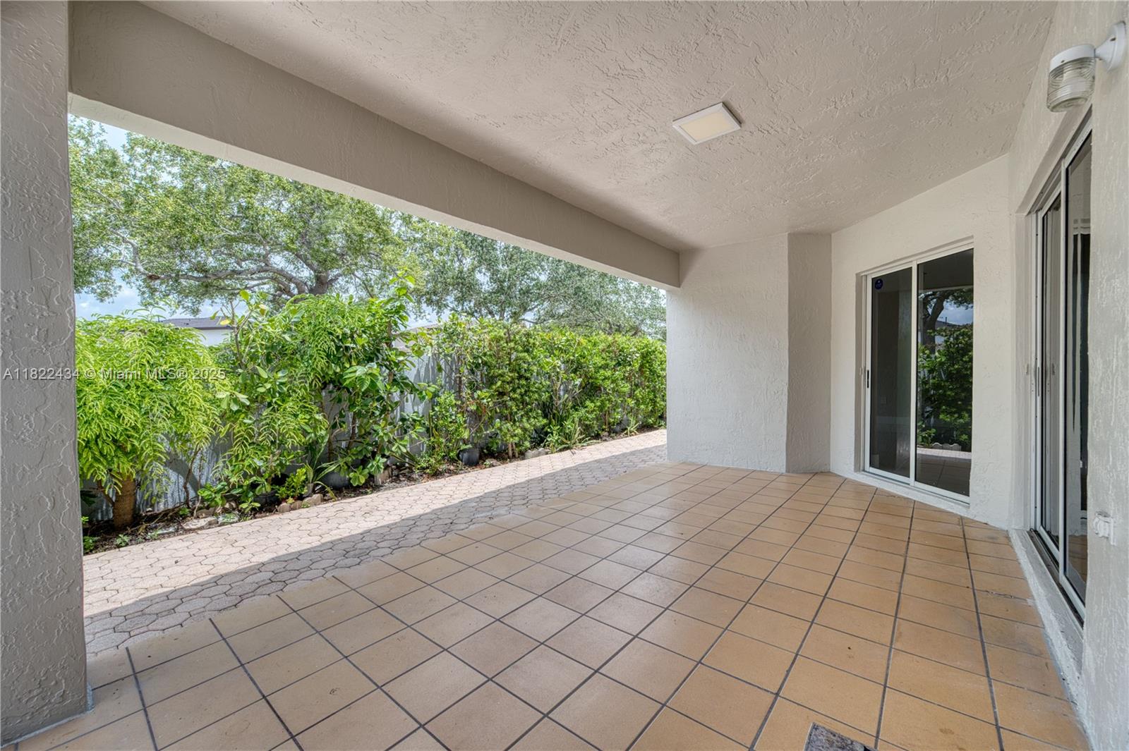 HIGHLANDS AT KENDALL - Residential