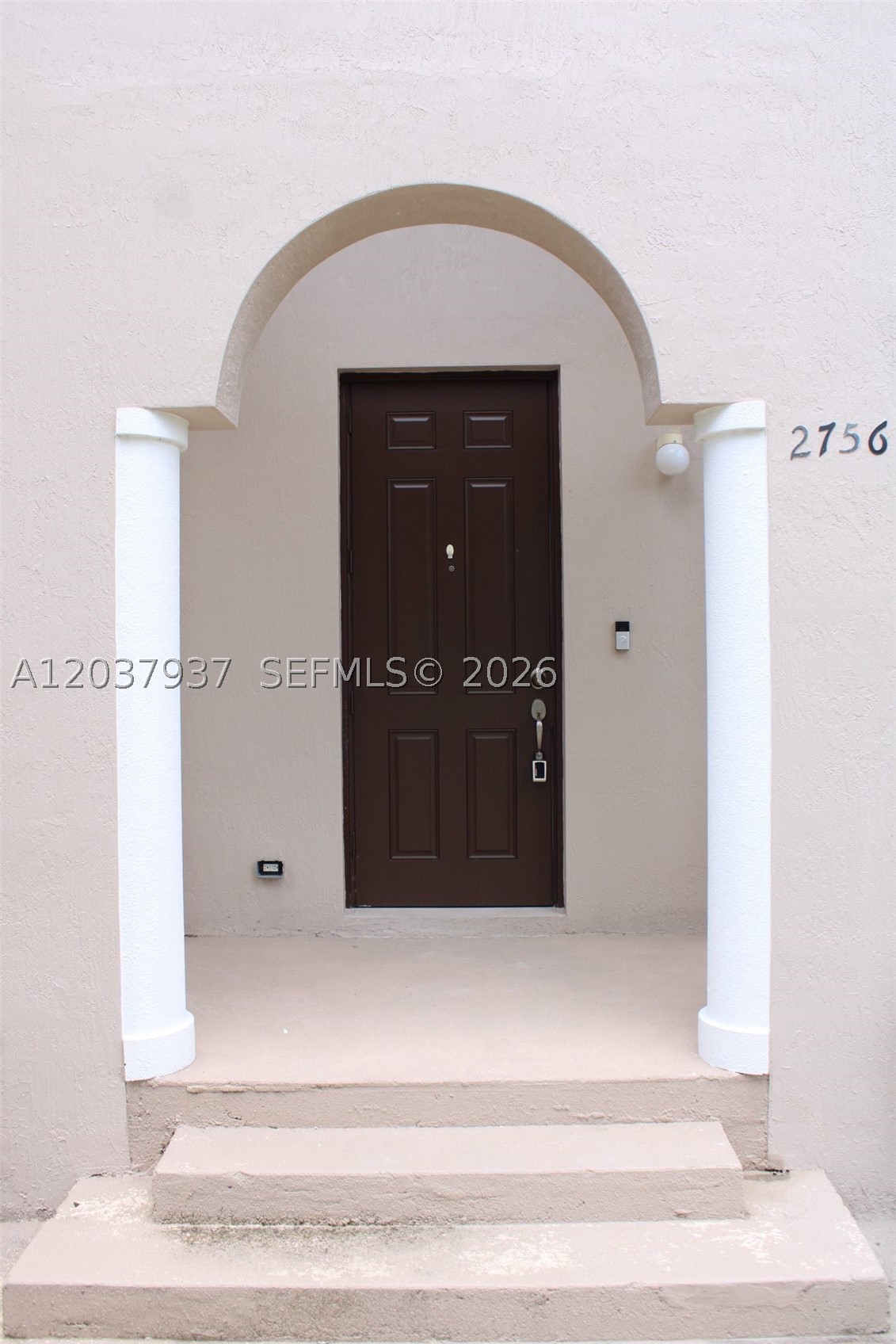 MANDARIN LAKES - Residential Lease