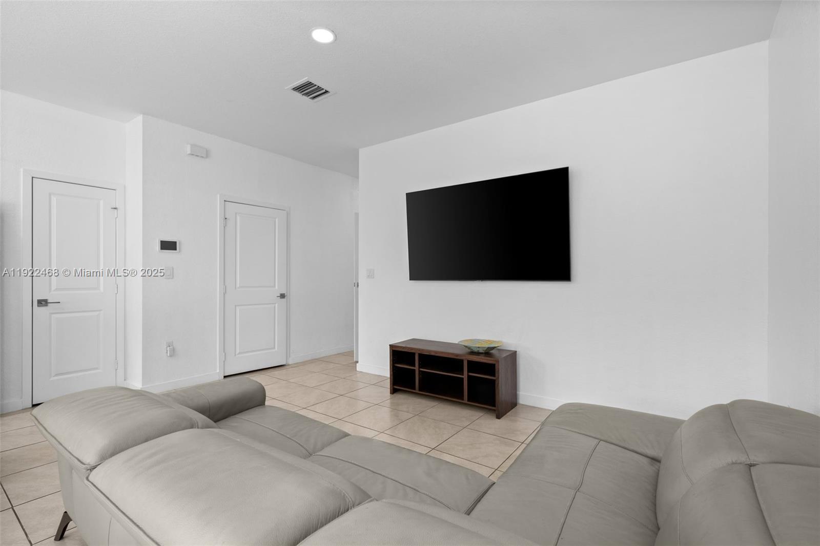 REGAL PALM SUBDIVISION - Residential