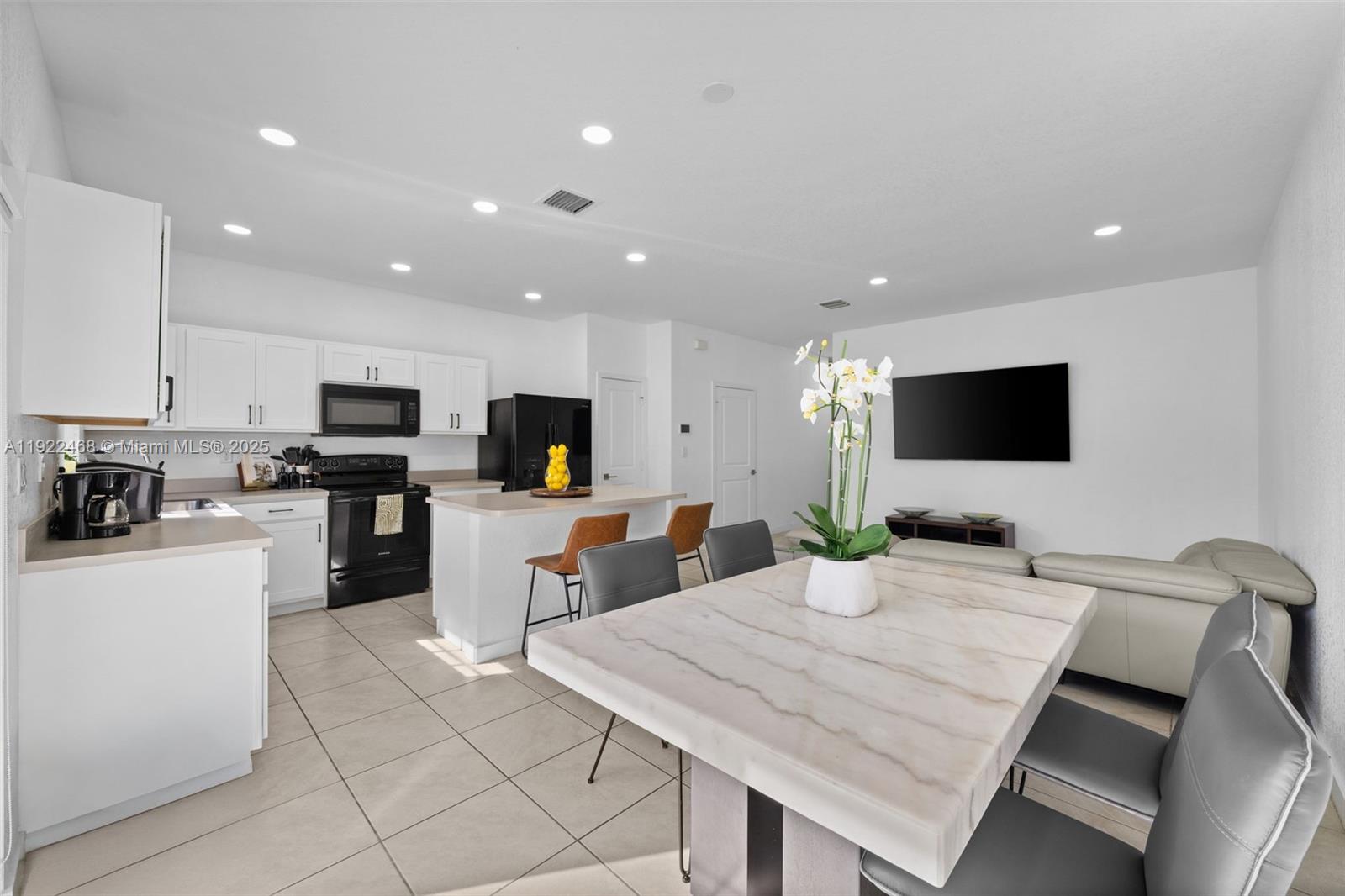 REGAL PALM SUBDIVISION - Residential