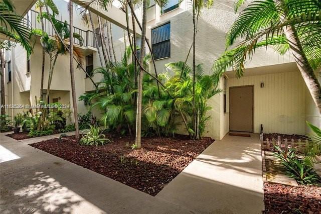 VILLA DORADA CONDO NO 2 - Residential