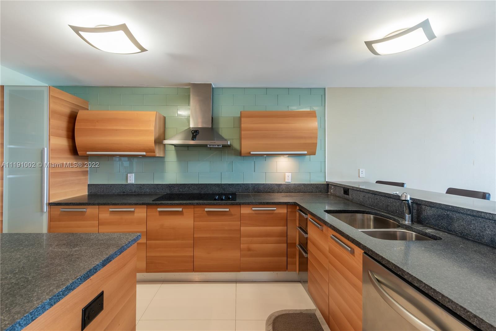 ARTECH - Residential Lease