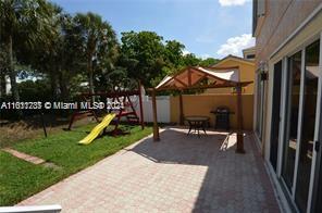 TOWNGATE - Residential Lease