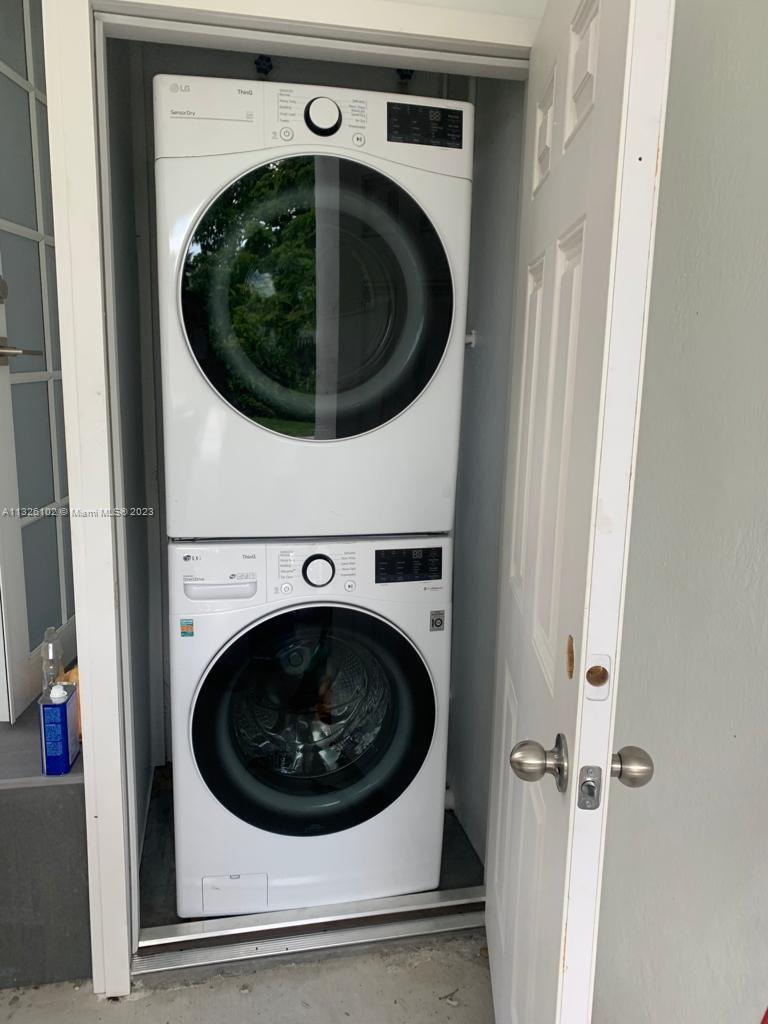 HIALEAH 3RD ADDN - Residential Lease