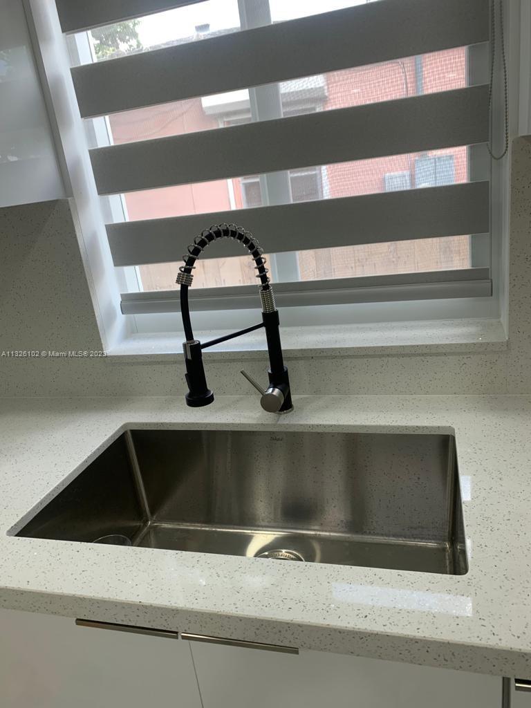 HIALEAH 3RD ADDN - Residential Lease