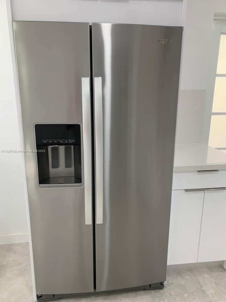 HIALEAH 3RD ADDN - Residential Lease