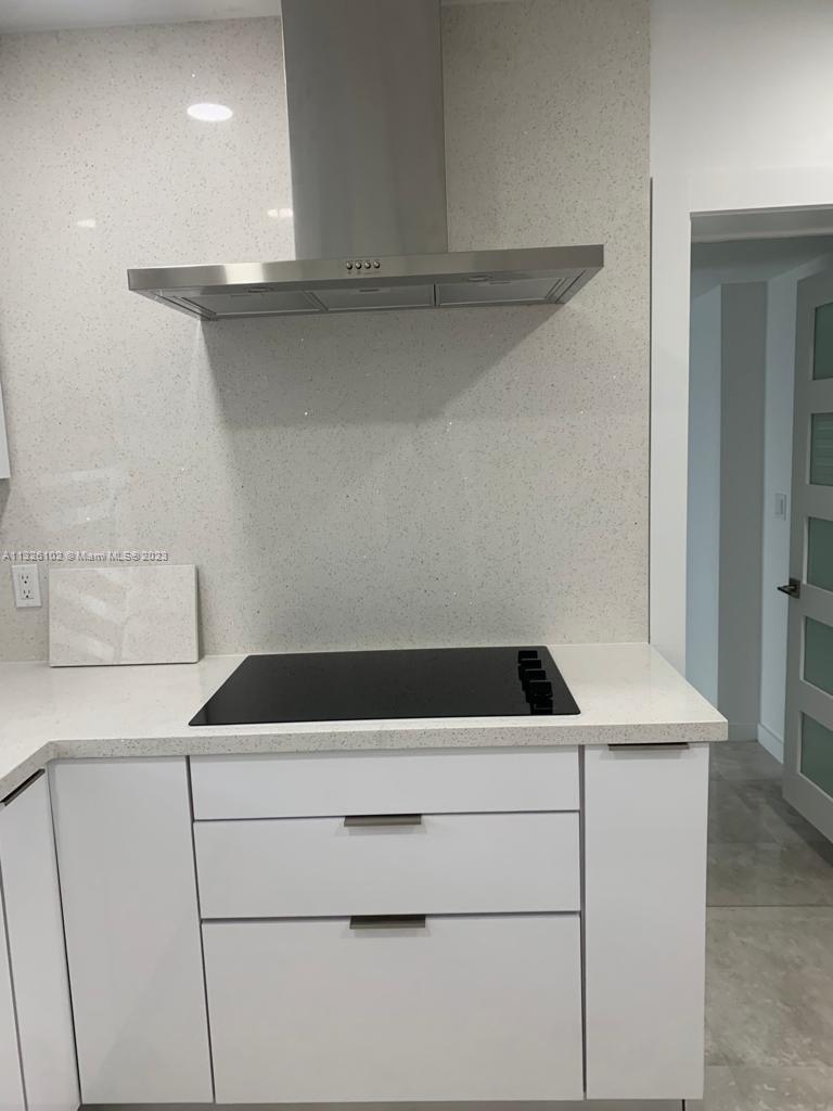 HIALEAH 3RD ADDN - Residential Lease