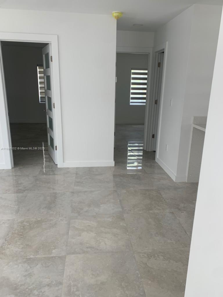HIALEAH 3RD ADDN - Residential Lease