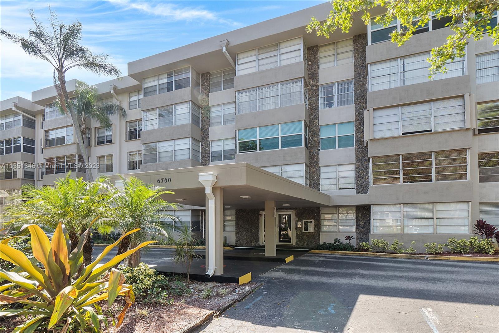 PLANTATION PLACE CONDO - Residential