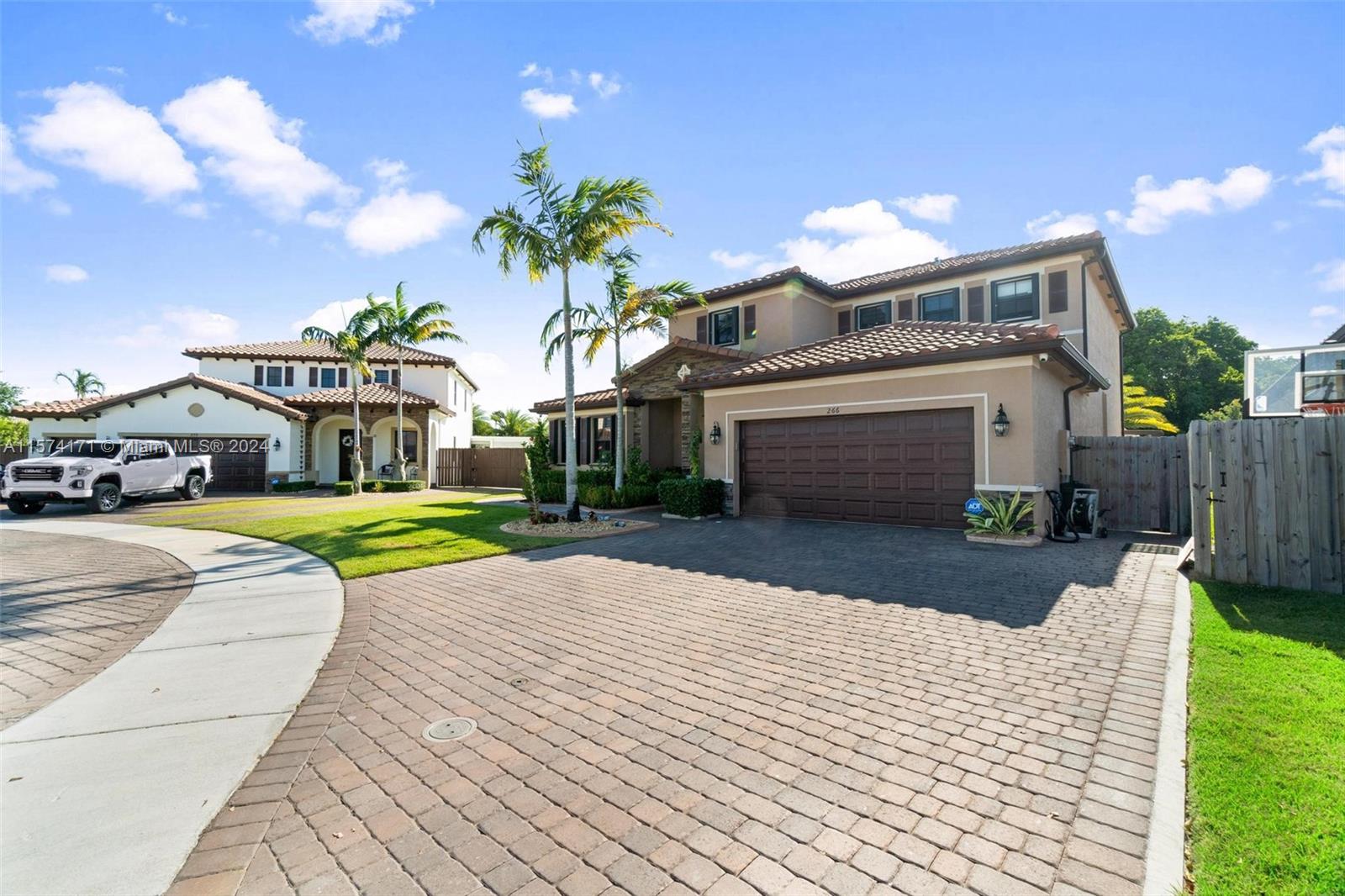 KINGMAN COMMONS - Residential