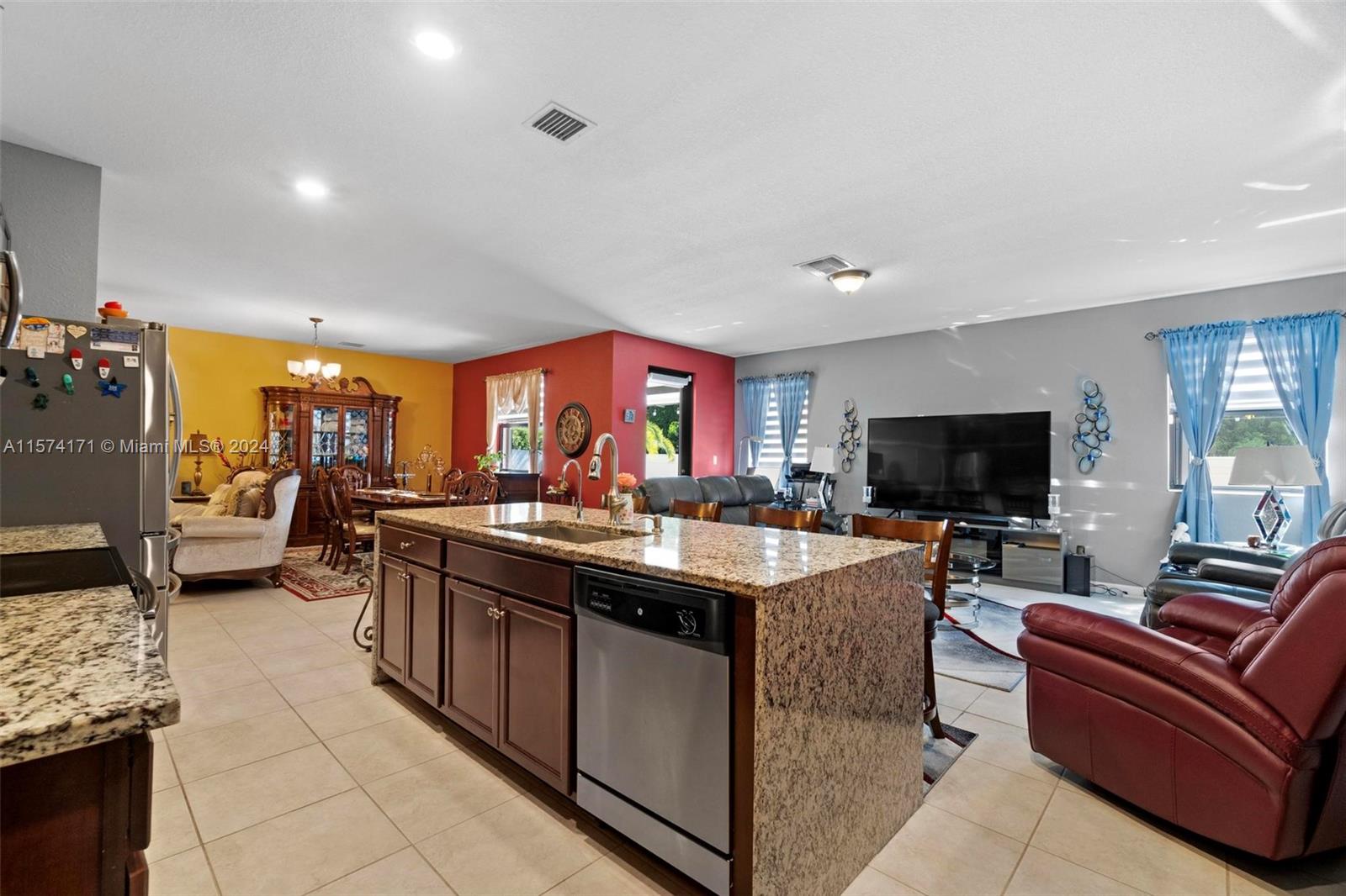 KINGMAN COMMONS - Residential