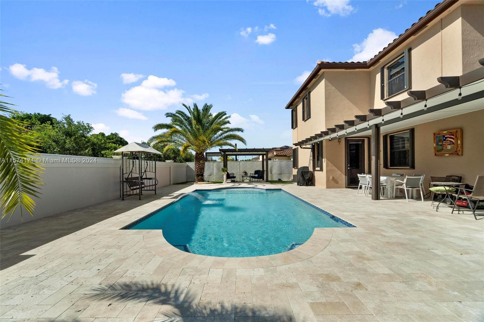 KINGMAN COMMONS - Residential