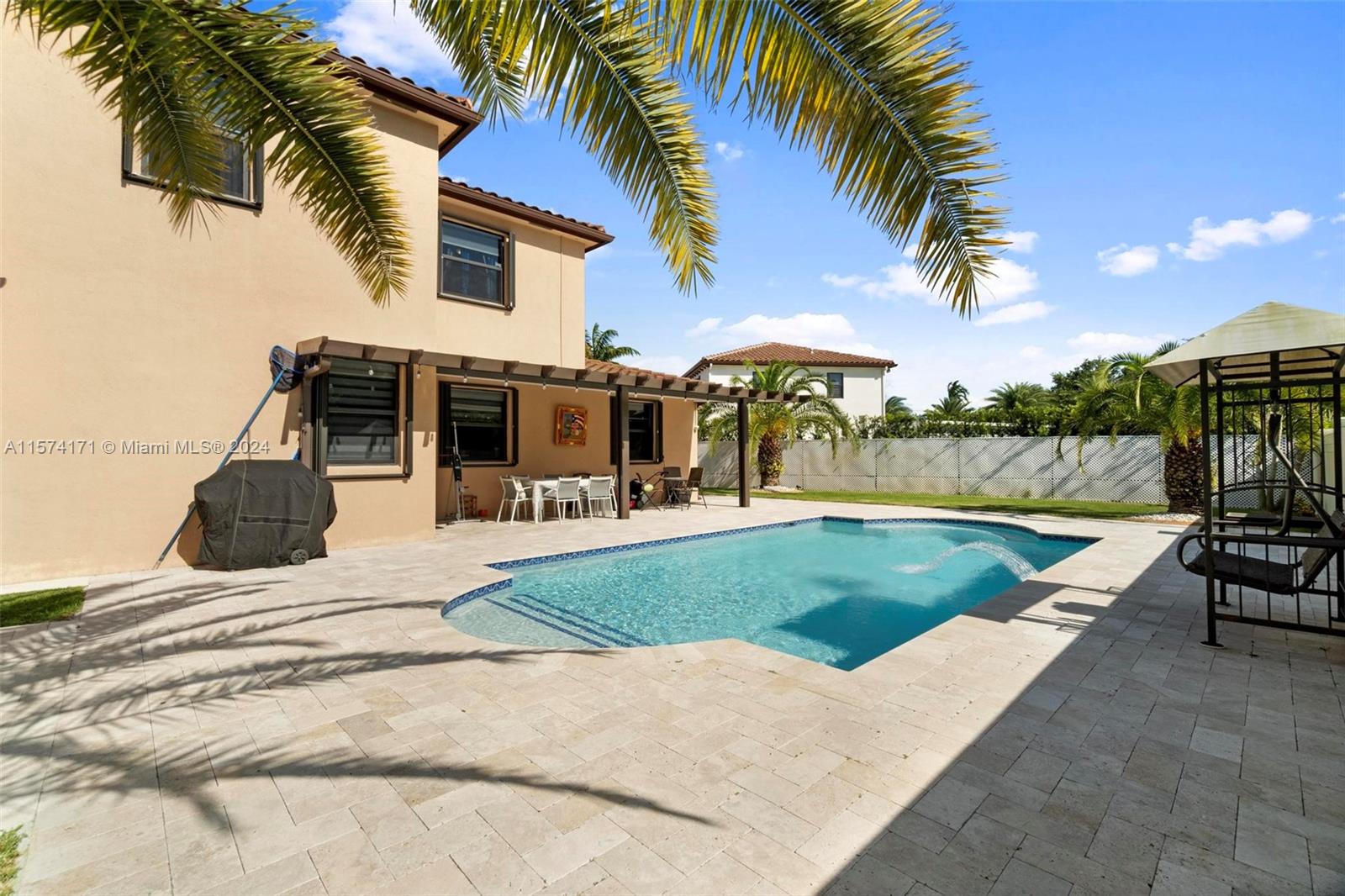 KINGMAN COMMONS - Residential