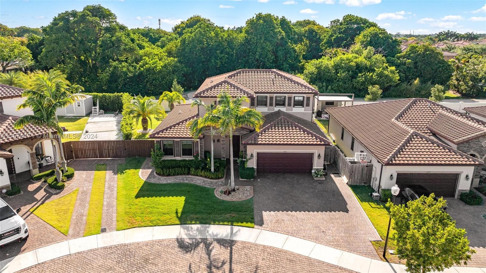 KINGMAN COMMONS - Residential