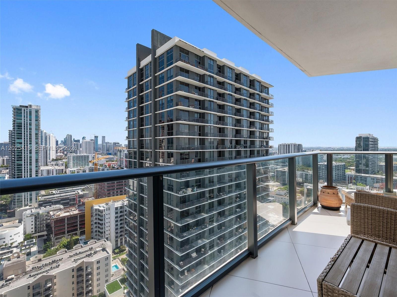 PARAISO BAYVIEWS CONDO - Residential Lease
