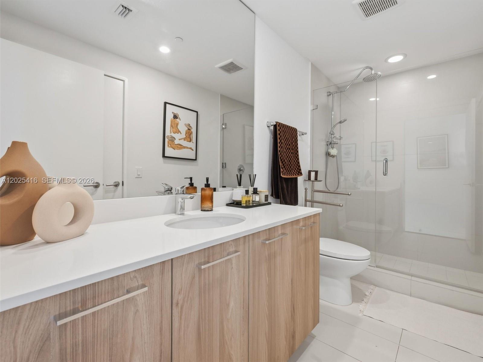 PARAISO BAYVIEWS CONDO - Residential Lease