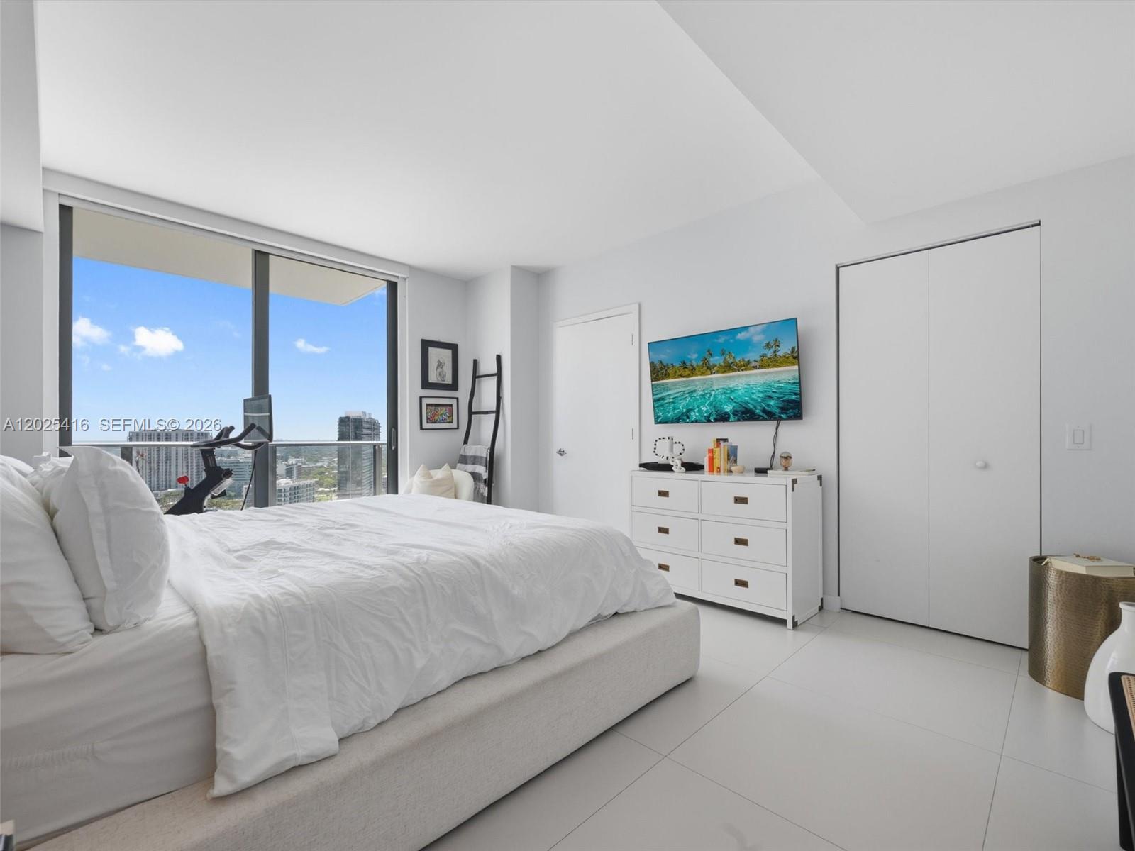 PARAISO BAYVIEWS CONDO - Residential Lease