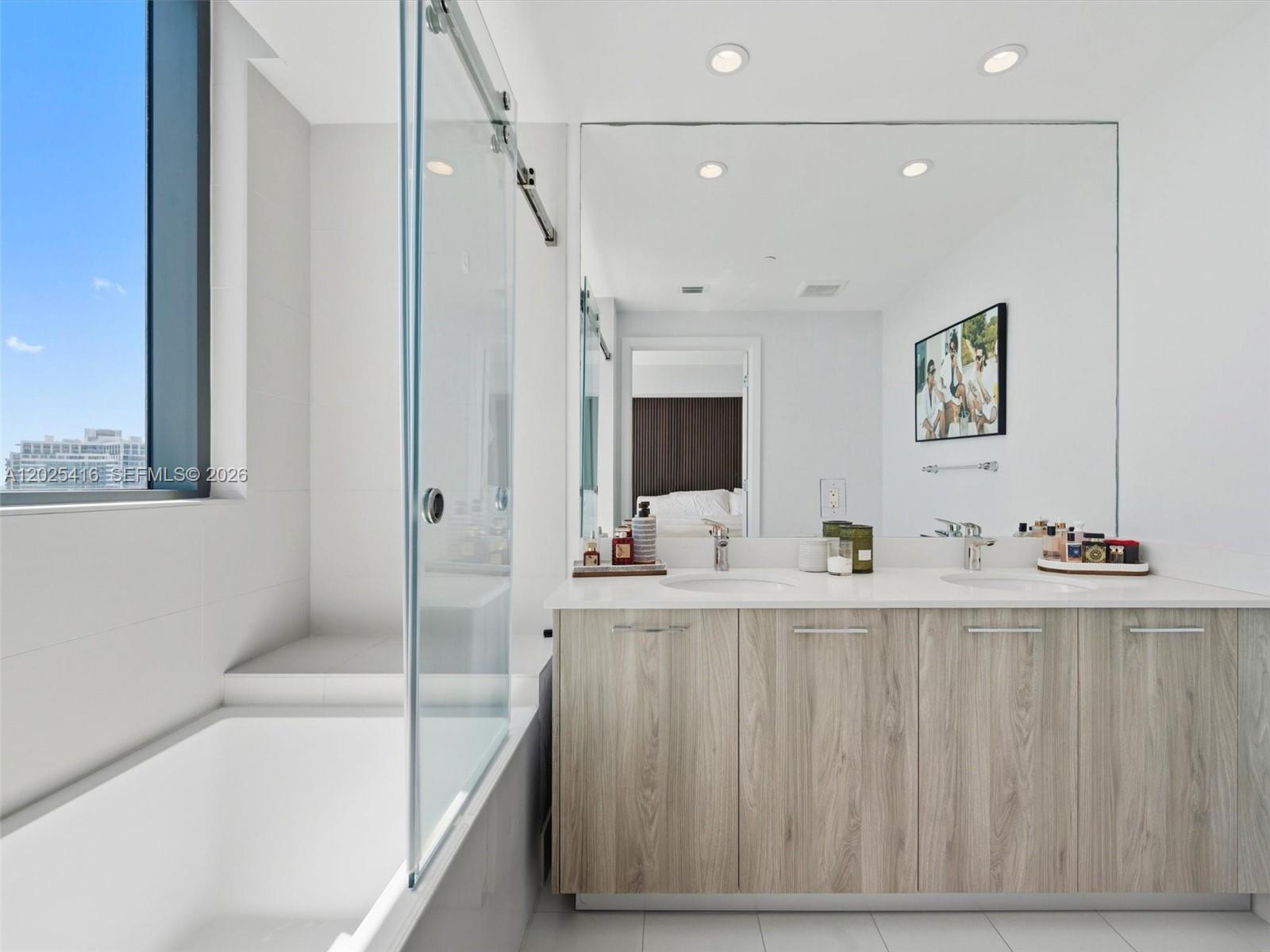PARAISO BAYVIEWS CONDO - Residential Lease
