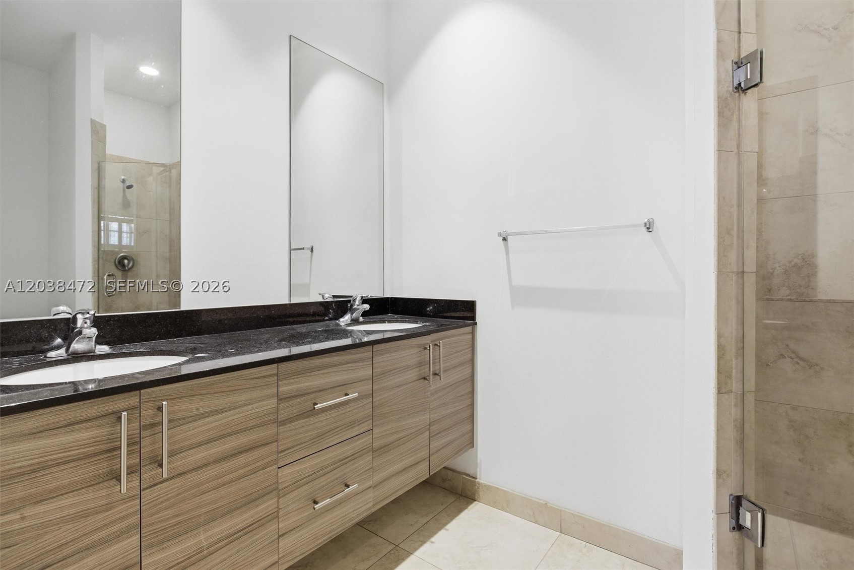 CALABRIA II CONDO - Residential