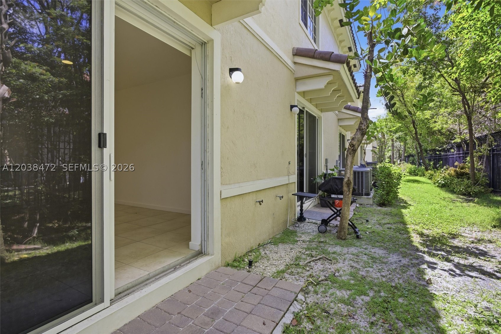 CALABRIA II CONDO - Residential
