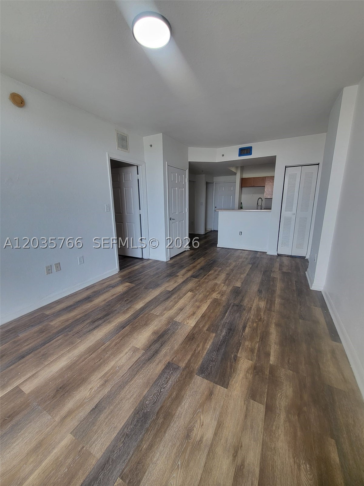 BRICKELL RIVERVIEW - Residential Lease