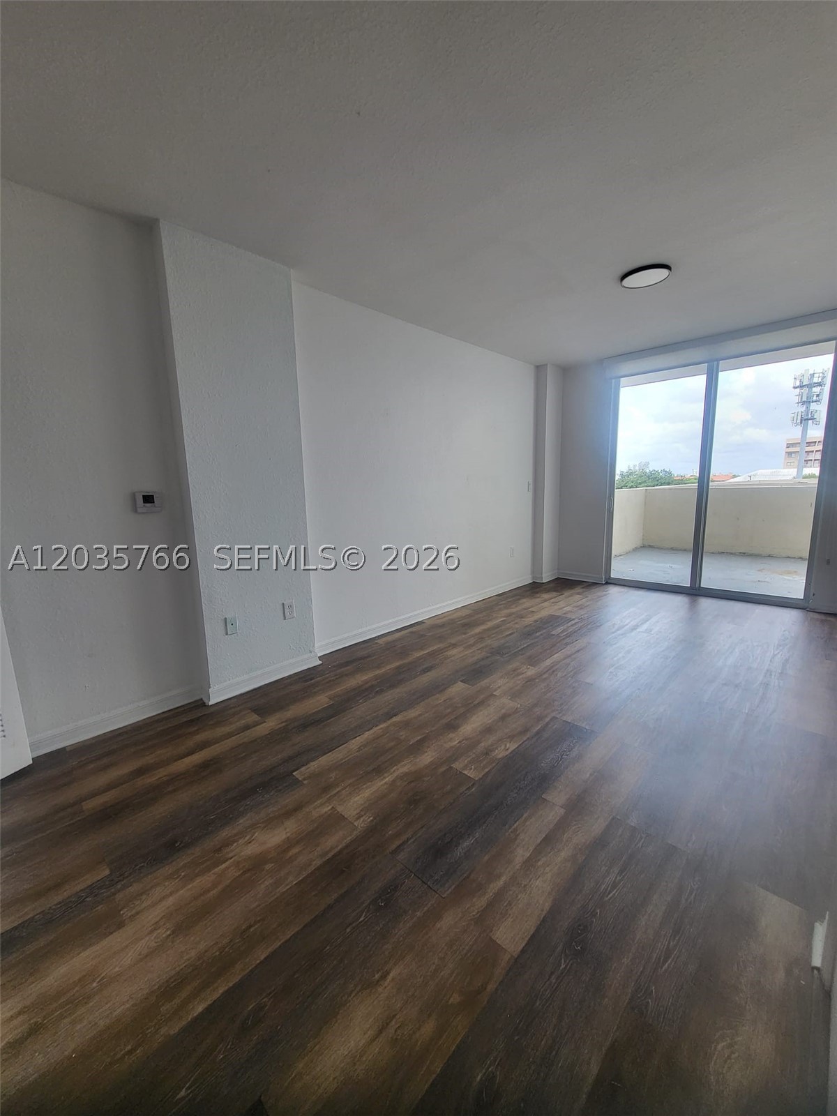 BRICKELL RIVERVIEW - Residential Lease