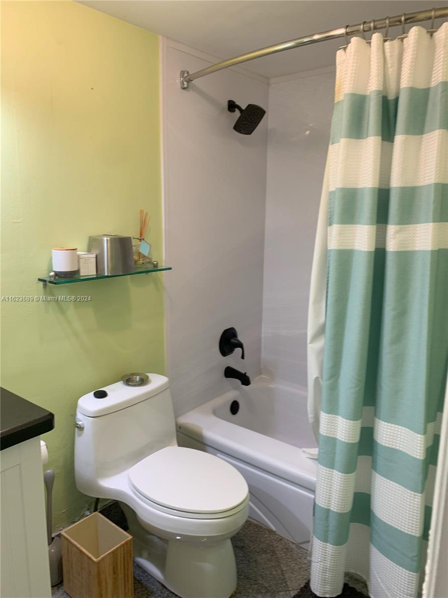 SPANISH TRACE CONDO - Residential