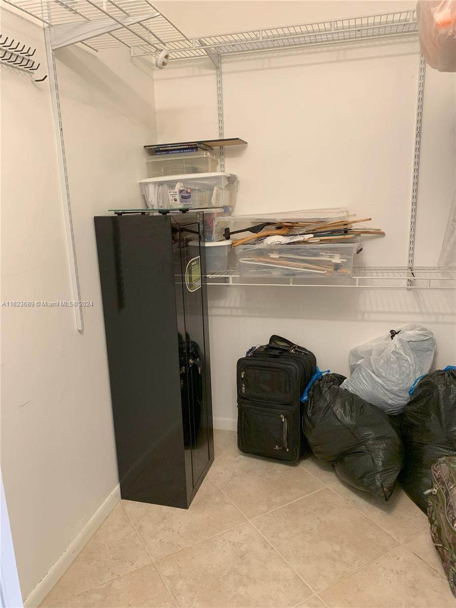 SPANISH TRACE CONDO - Residential