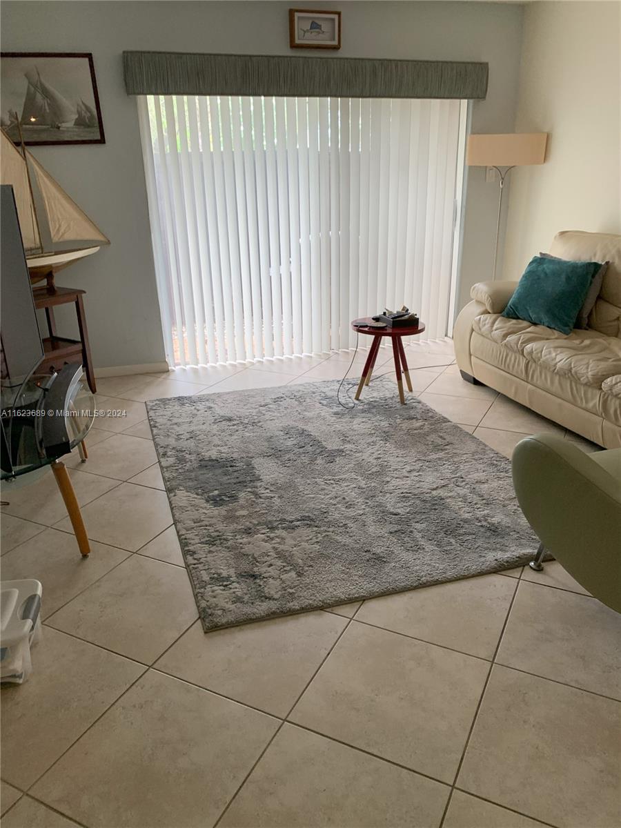 SPANISH TRACE CONDO - Residential