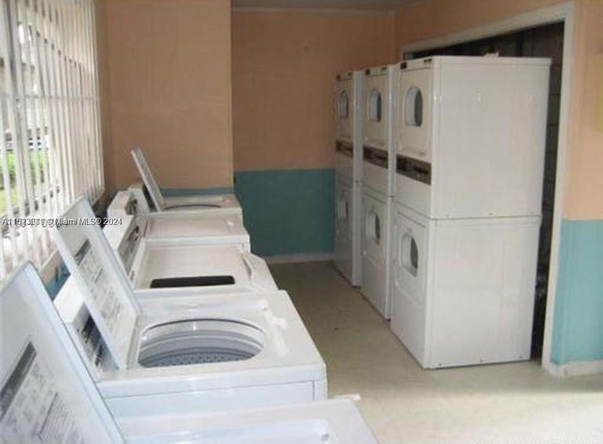 SPANISH TRACE CONDO - Residential