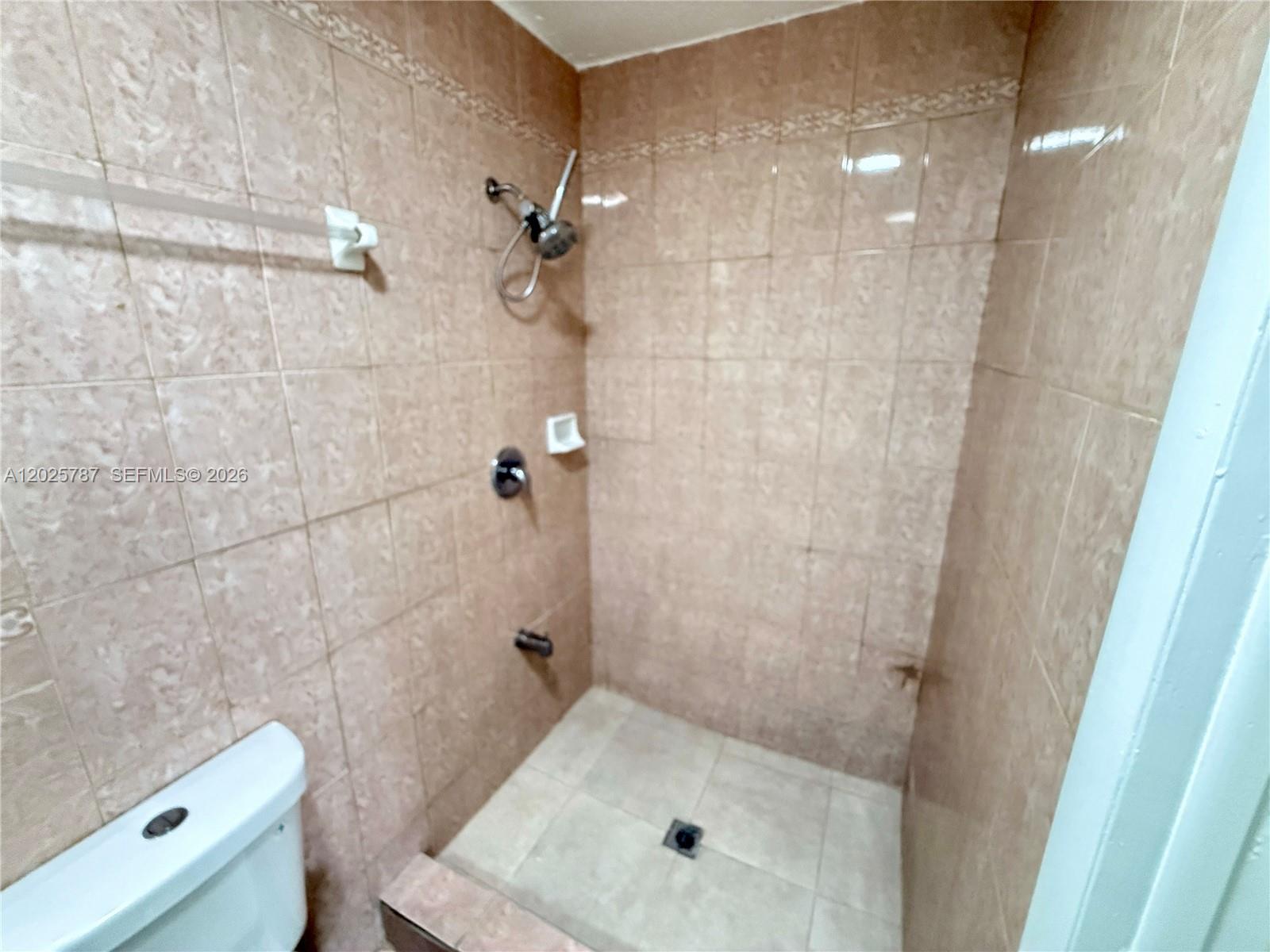 ORCHARD VILLA - Residential Lease