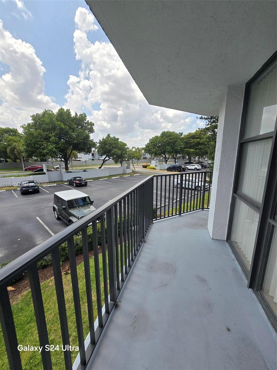 OCEANVIEW PARK CONDO - Residential Lease
