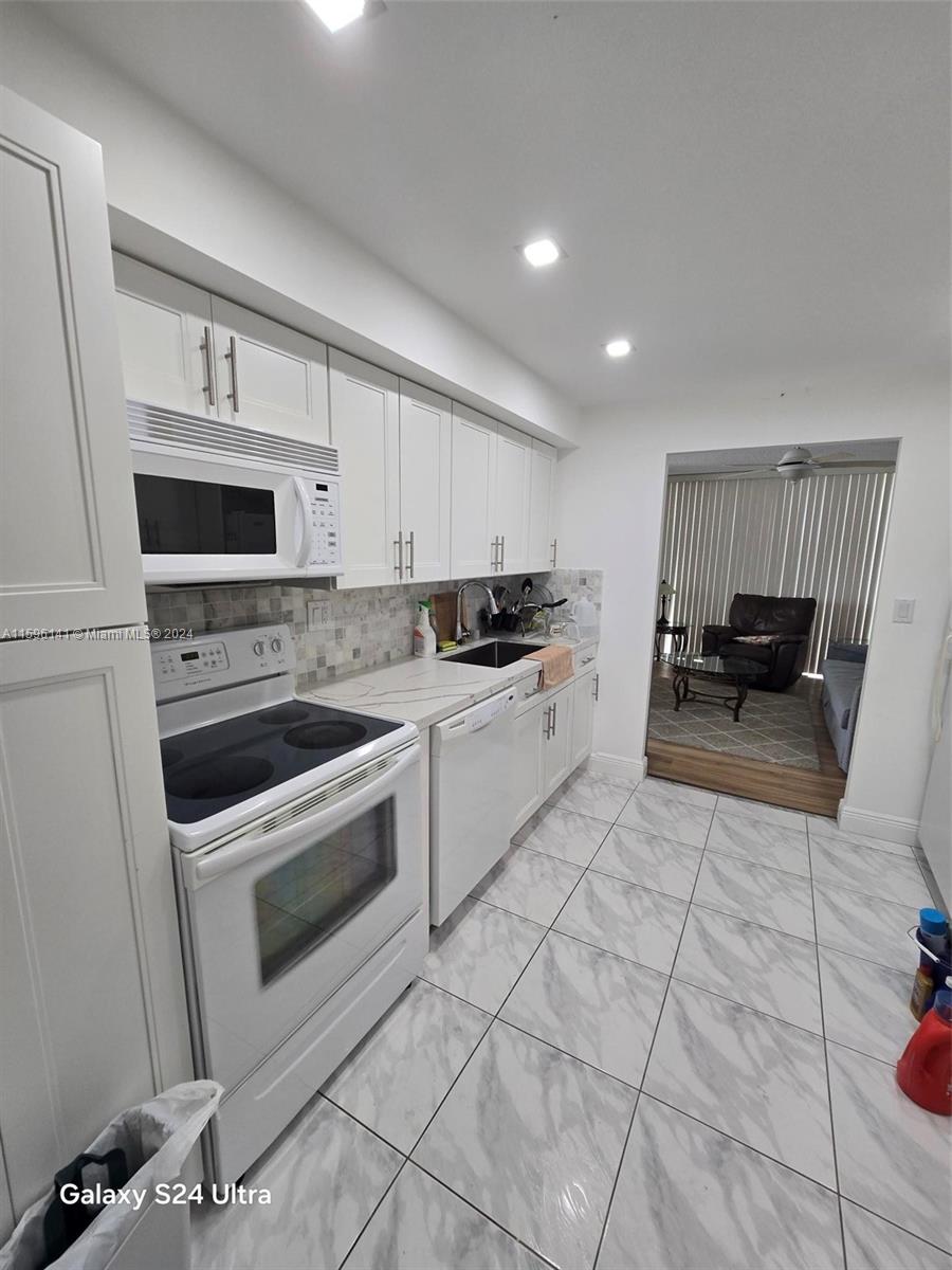 OCEANVIEW PARK CONDO - Residential Lease