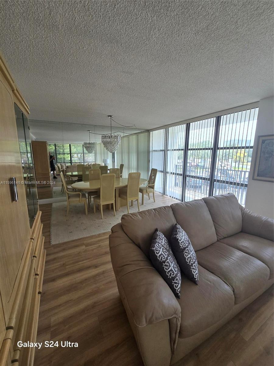 OCEANVIEW PARK CONDO - Residential Lease