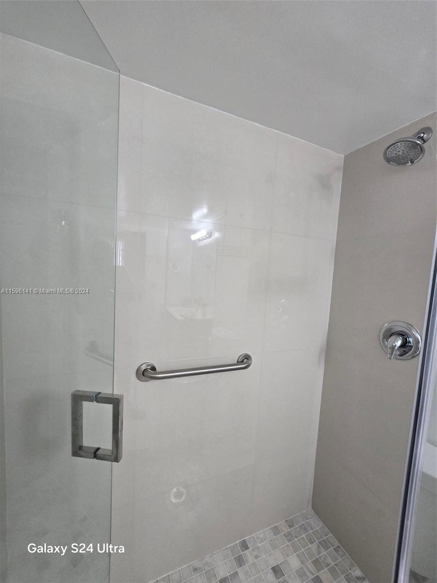 OCEANVIEW PARK CONDO - Residential Lease