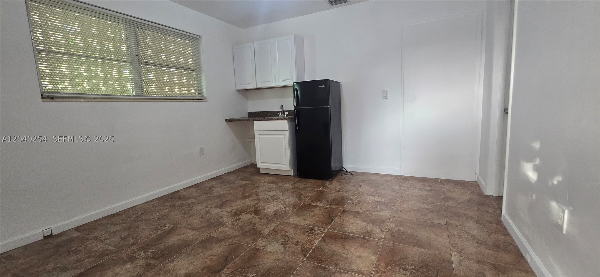COLLINGWOOD - Residential Lease