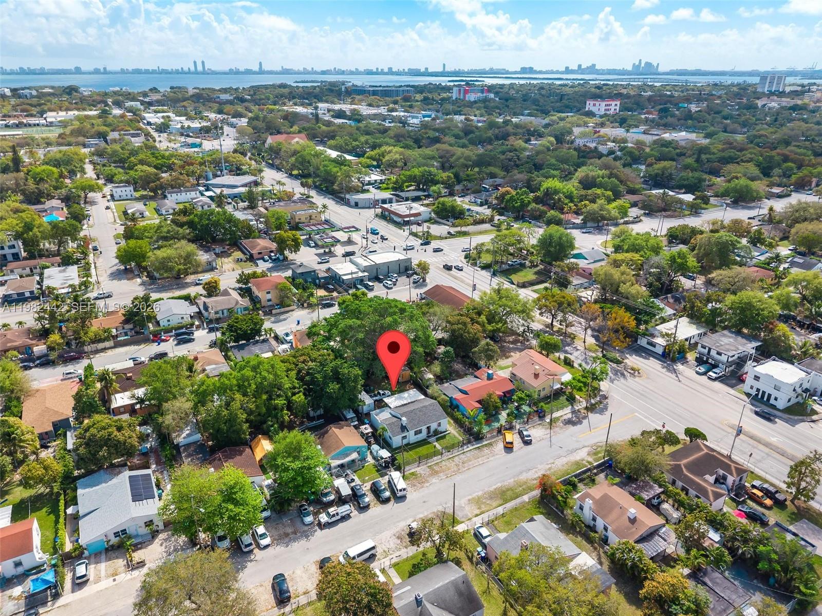 EDISON HEIGHTS - Residential