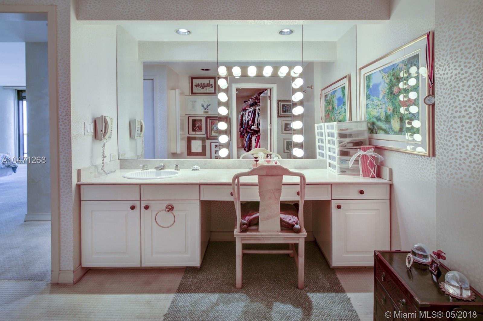 BAL HARBOUR TOWER CONDO - Residential