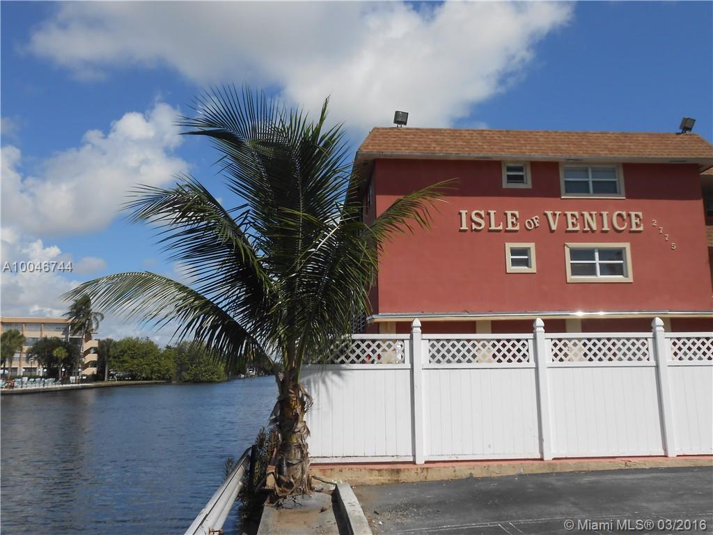 Venice Isles Condo - Residential Lease