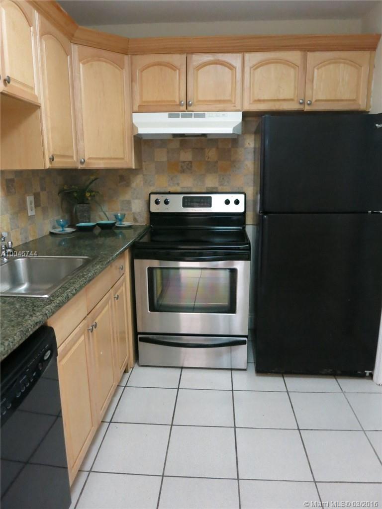 Venice Isles Condo - Residential Lease
