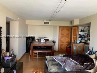 WEST BAY PLAZA CONDO - Residential