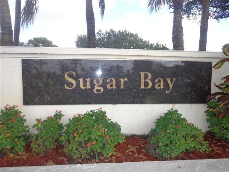 EAUTIFUL HOME WITH A SPACIOUS FLOOR PLAN,REMODELED KITCHEN, NEAR SAWGRASS MALL, I-75 , GREAT SCHOOLS, SHOPPING CENTERS.