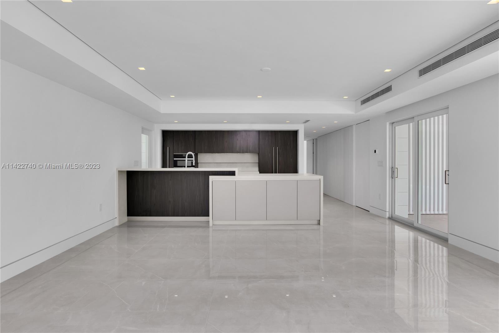 OCEANSIDE SEC ISLE OF NOR - Residential Lease