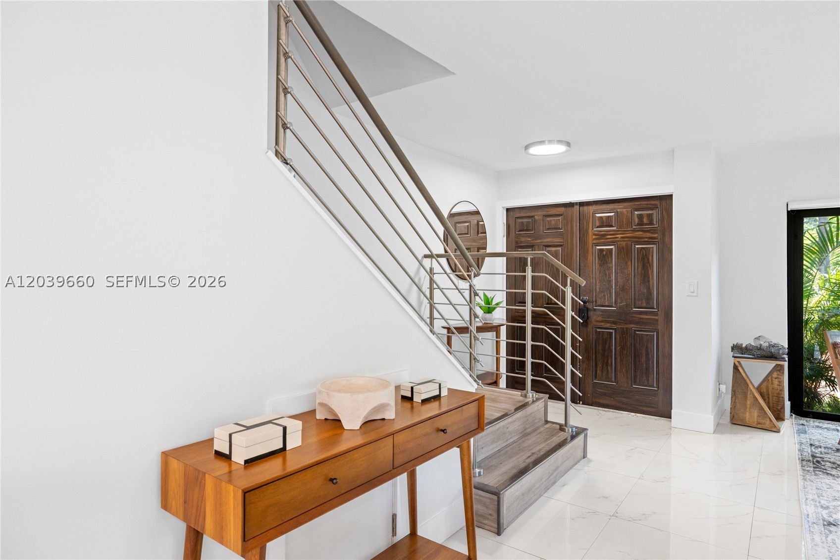 LEEWARD POINT CONDO - Residential