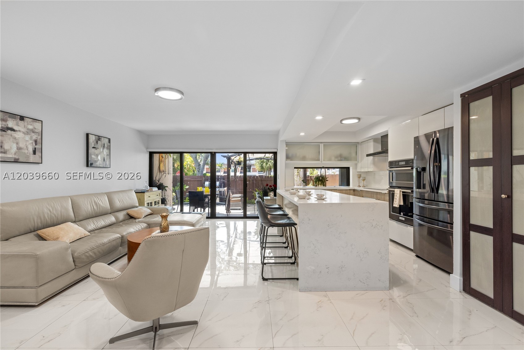 LEEWARD POINT CONDO - Residential