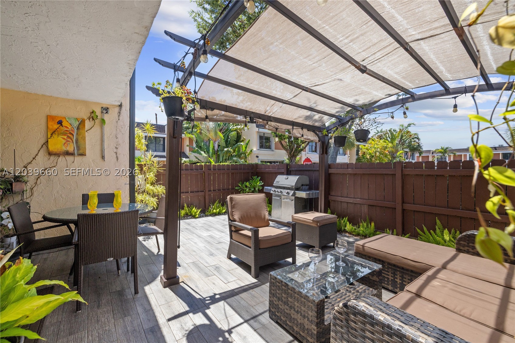 LEEWARD POINT CONDO - Residential