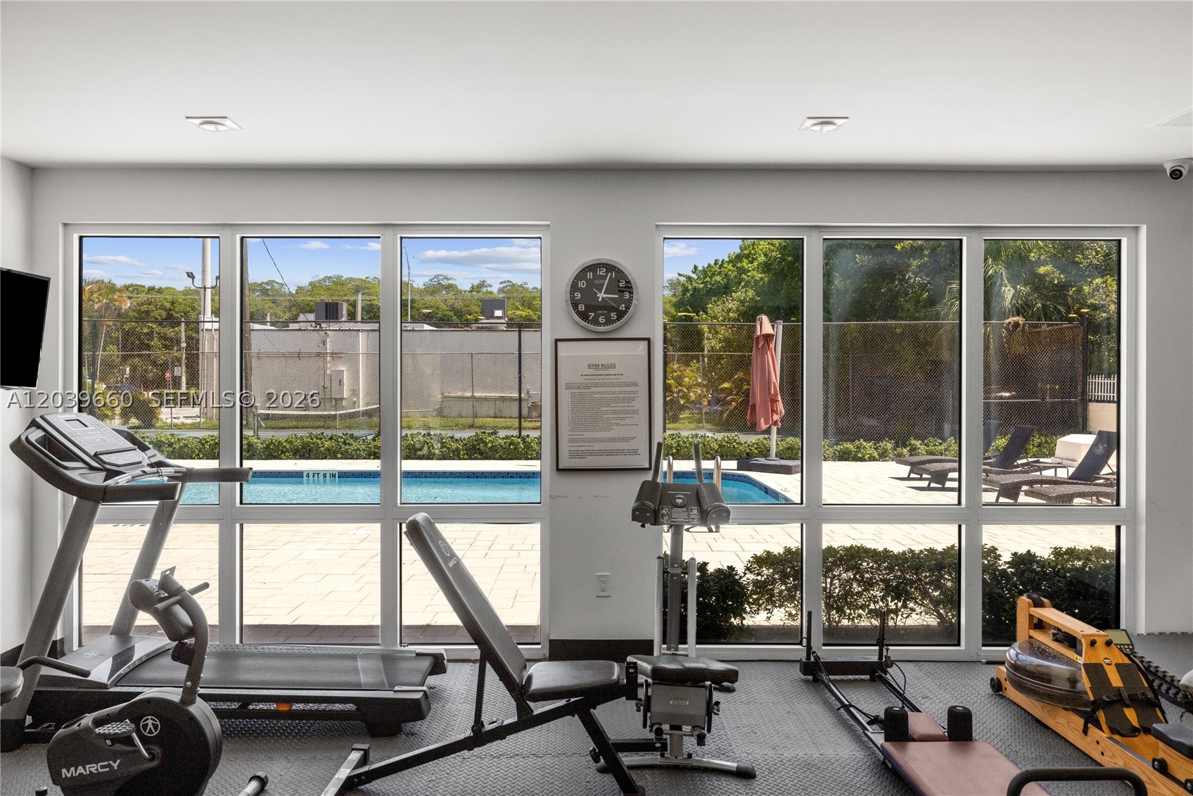 LEEWARD POINT CONDO - Residential
