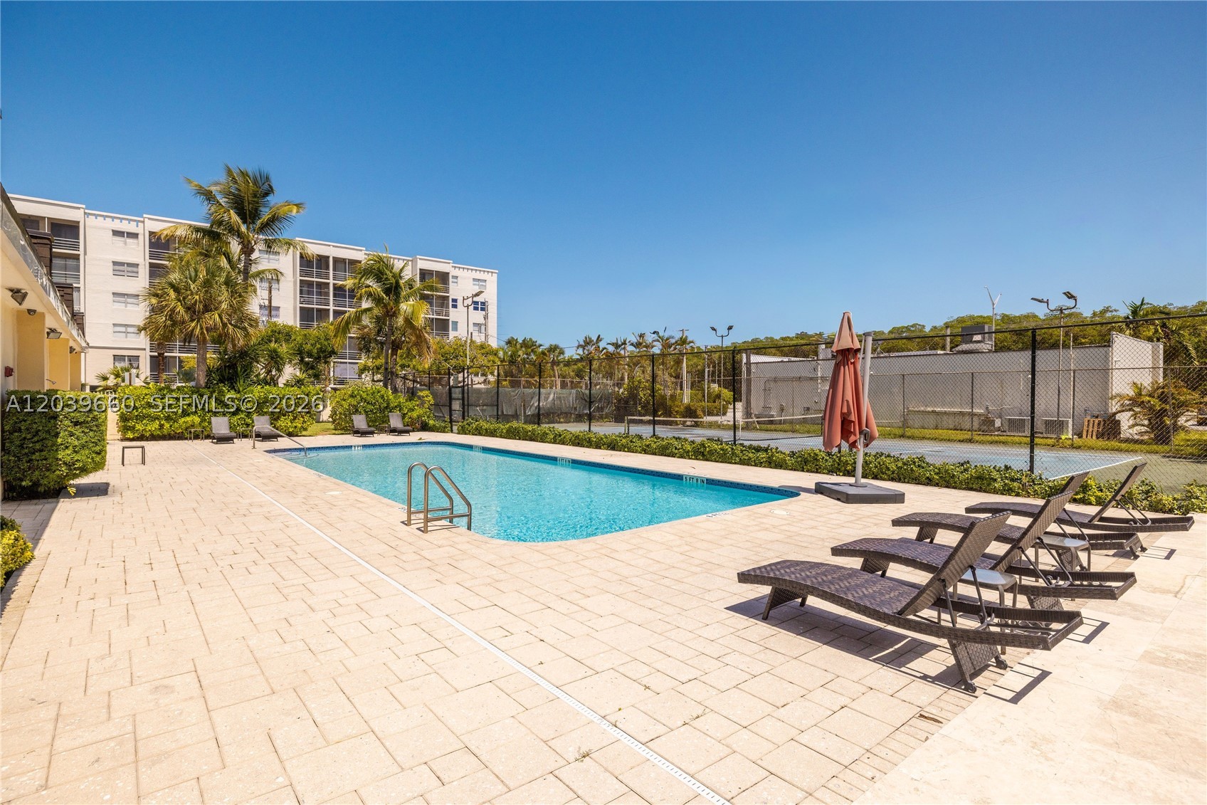 LEEWARD POINT CONDO - Residential