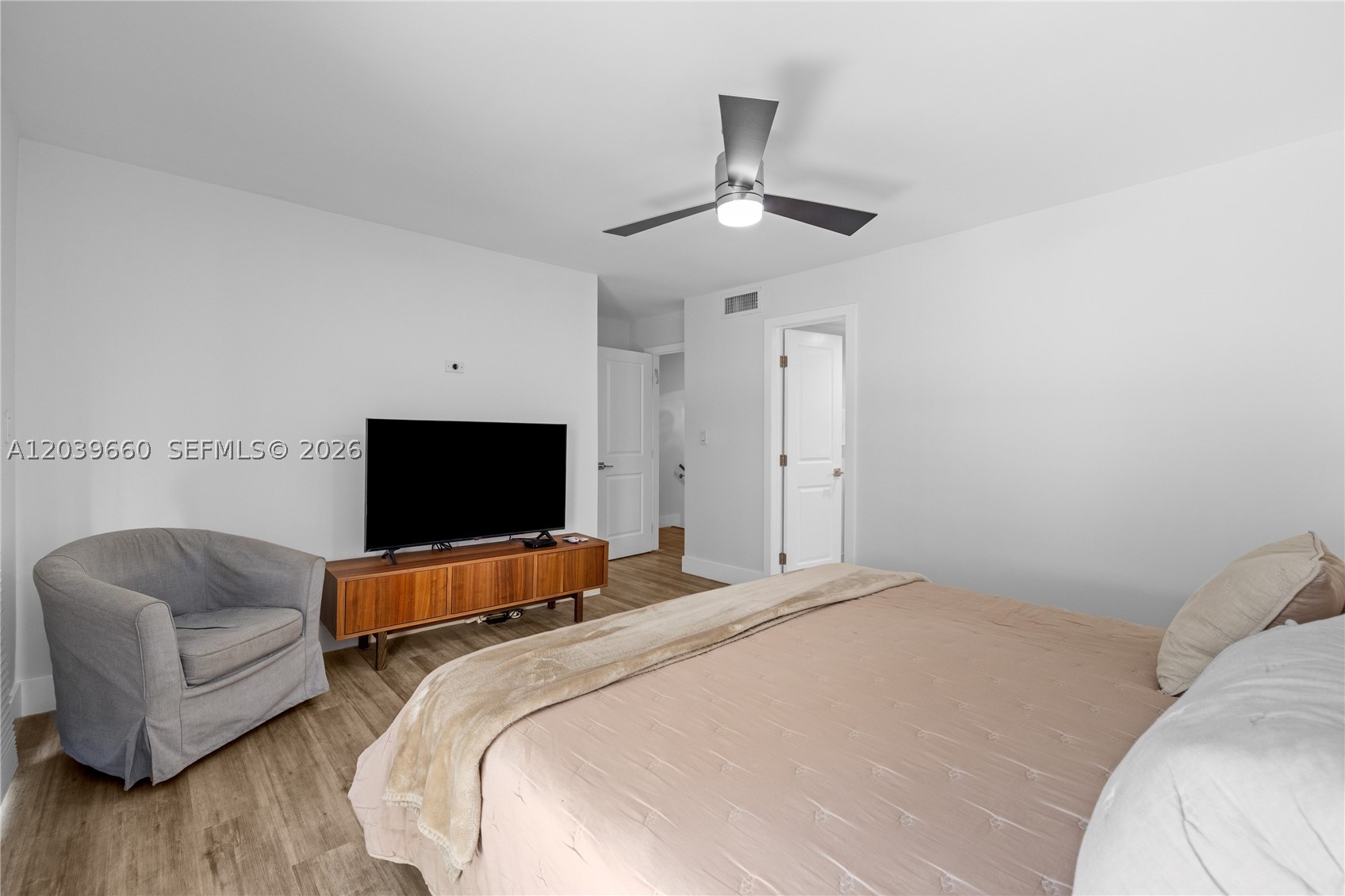 LEEWARD POINT CONDO - Residential