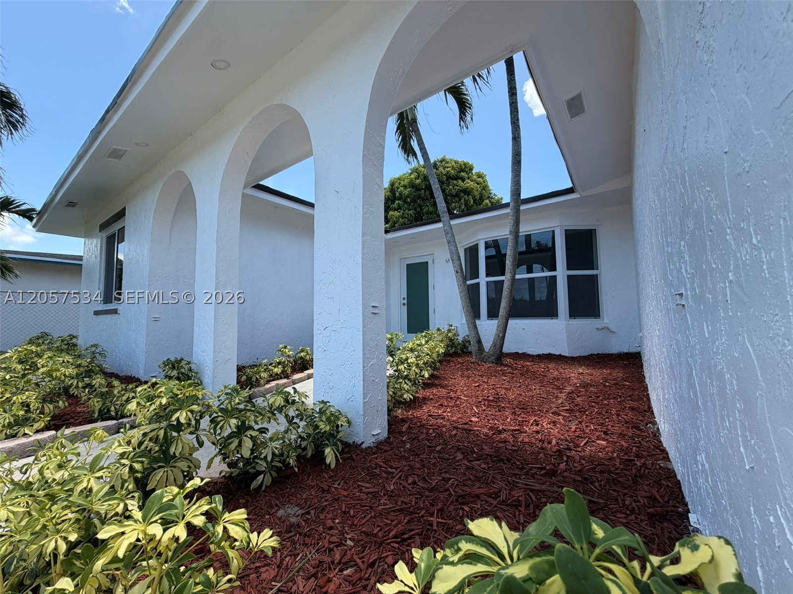 RAINBOW LAKES - Residential